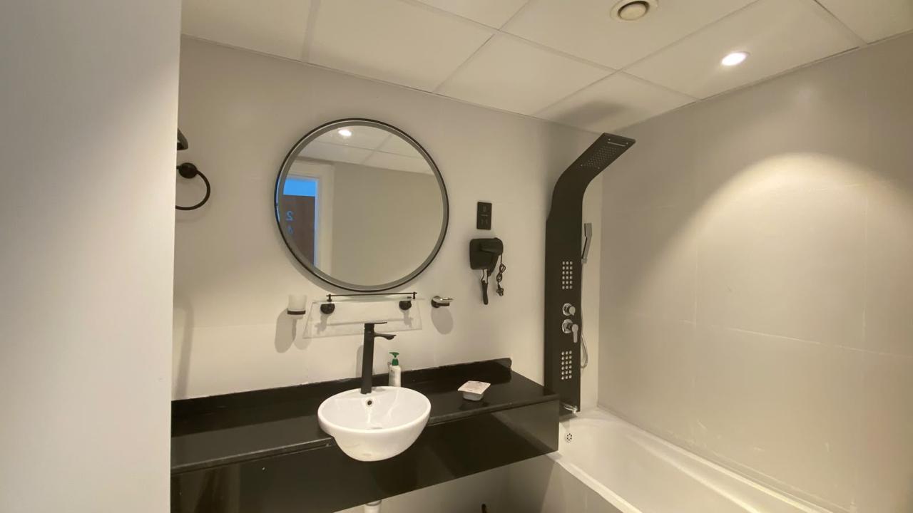 Bright High-Floor 1BR. Open City Outlook, IMPZ