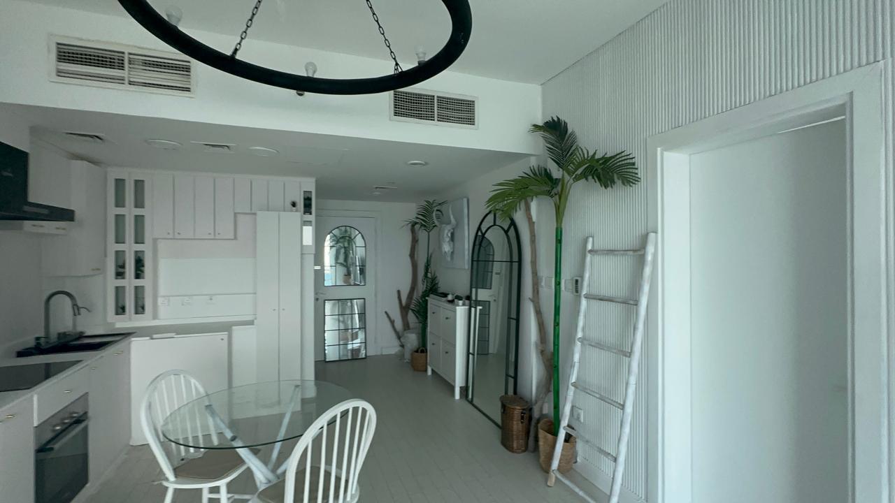 Bright High-Floor 1BR. Open City Outlook, IMPZ