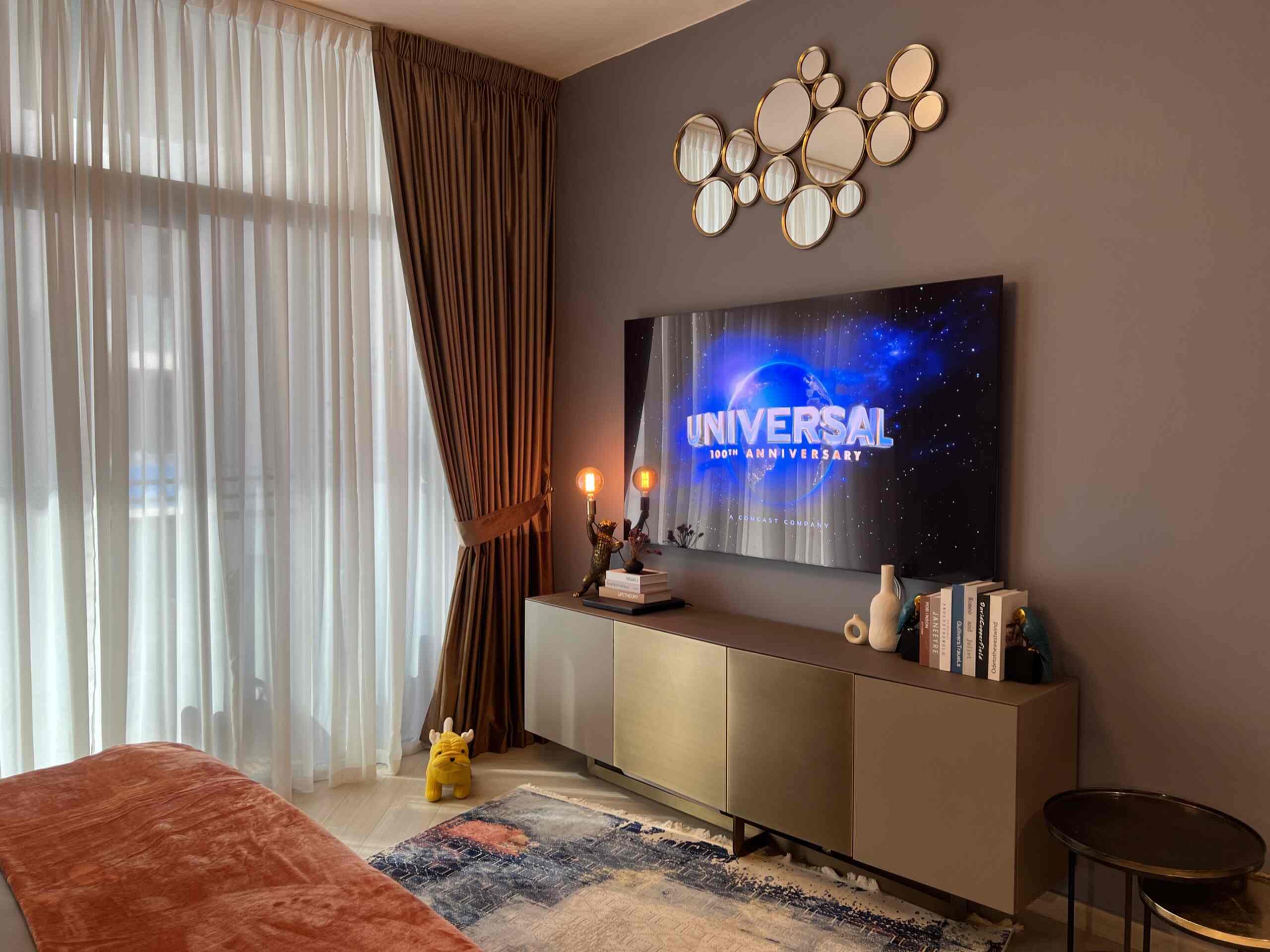 Fully furnished studio