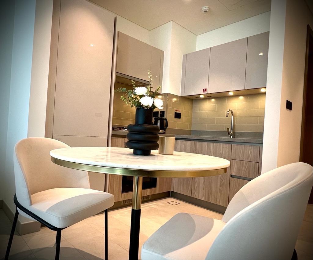 Stunning fully furnished 1BR+maid apartment