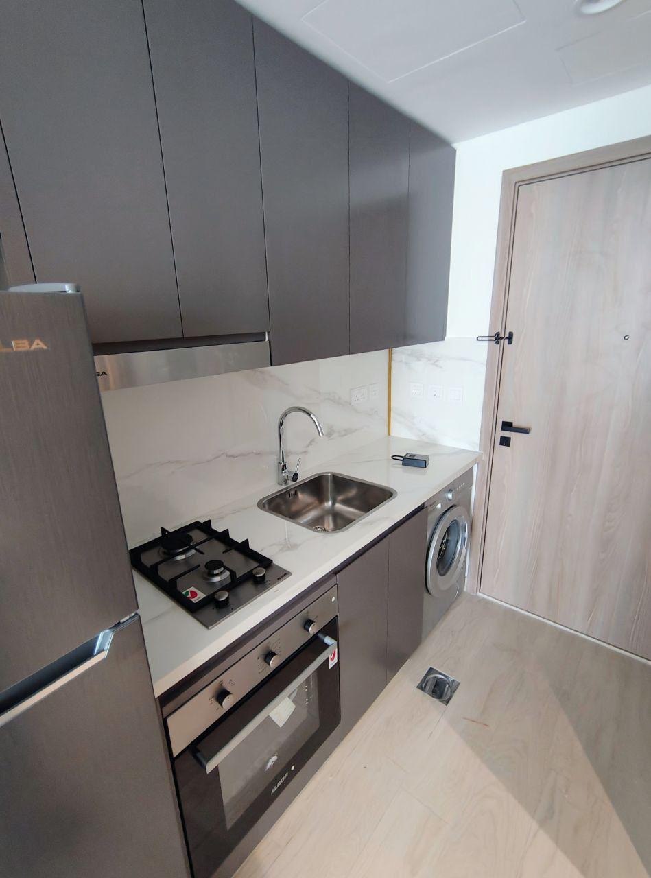 Fully furnished studio