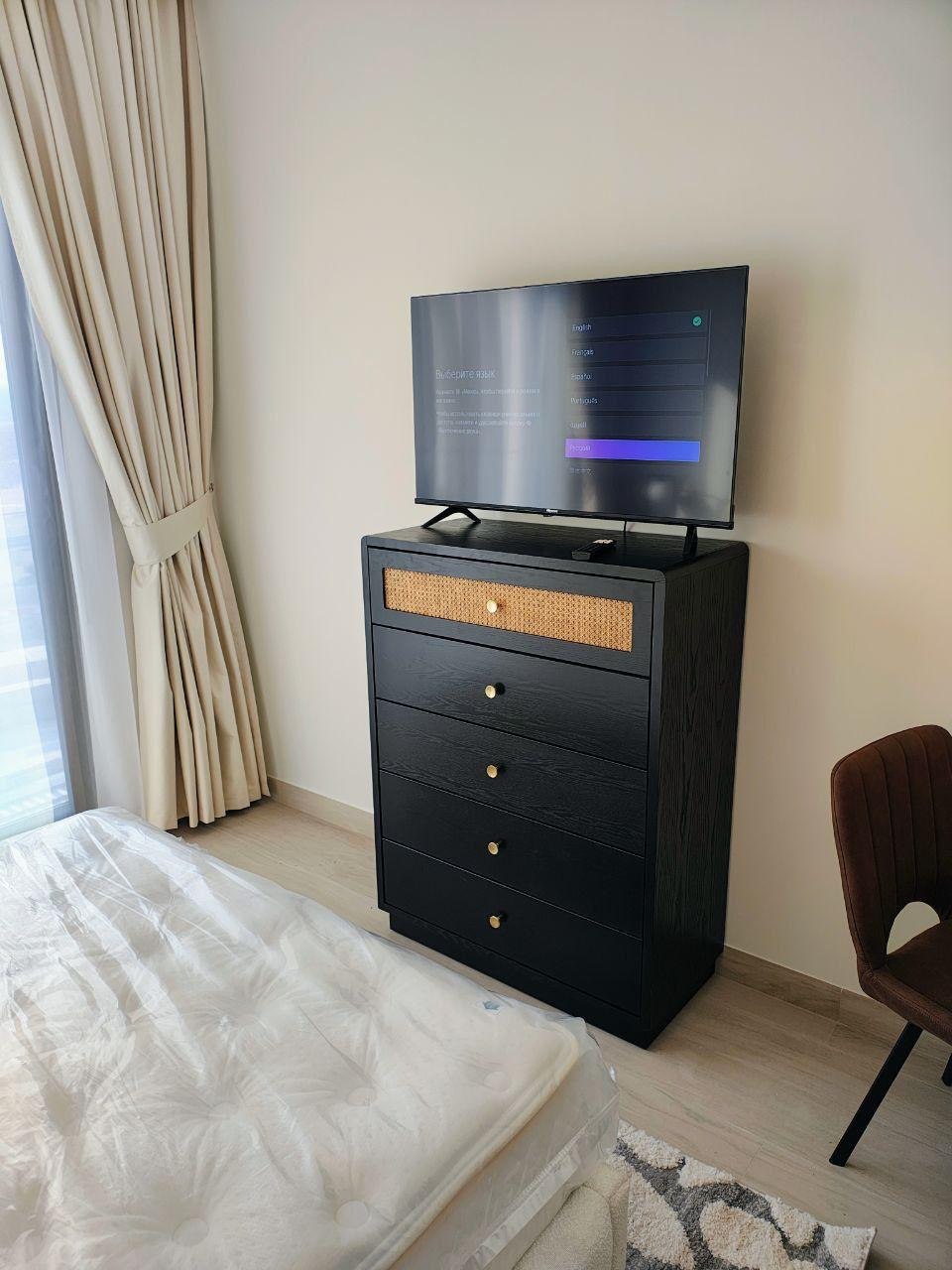 Fully furnished studio